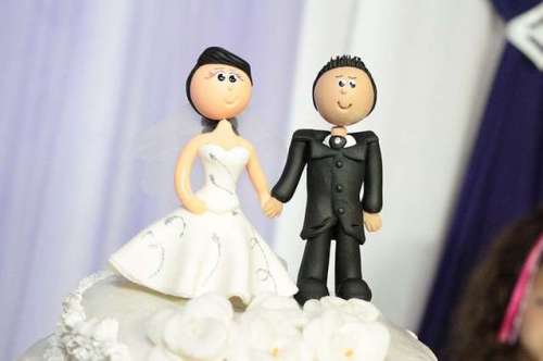 bride-groom-cake-topper